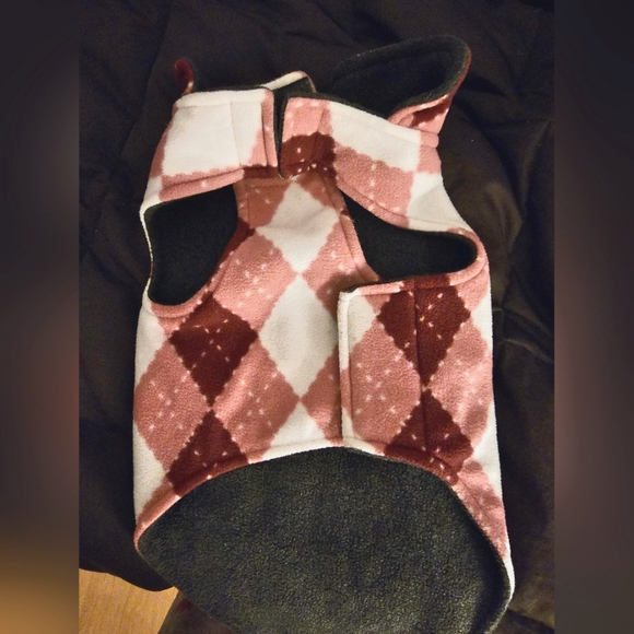 RC Pets M Fleece Coat - Picture 2 of 4